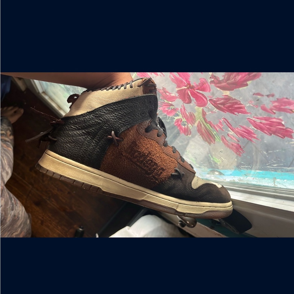 Men's Black and Brown Sneakers